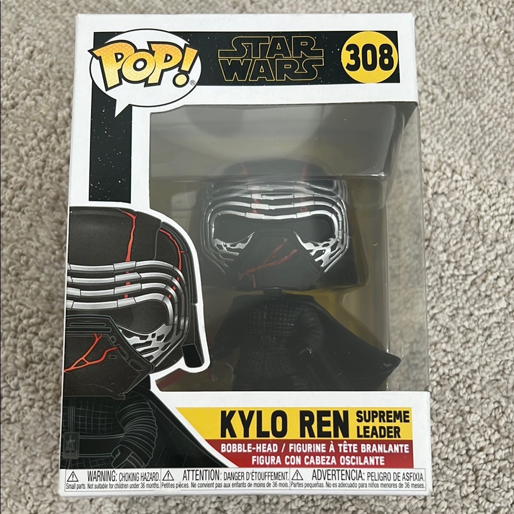 Funko Pop! Star Wars Kylo Ren Supreme Leader Figure